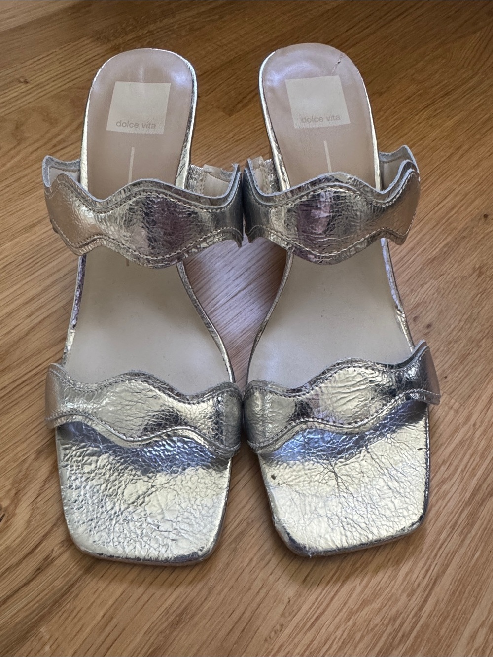 Dolce Vita Silver Metallic Wavy Strap Slide Mules 9.5